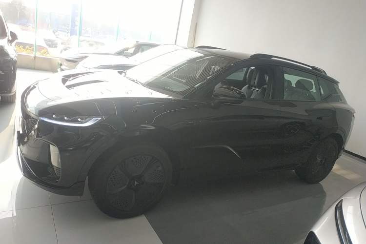 Used VOYAH COURAGE 2024 Four-Wheel Drive Global Edition Exterior 3