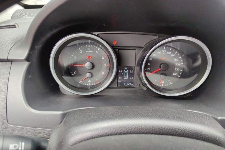 Used Haval H6 2015 Revised Version Sport Edition 1.5T Manual Transmission Two-Wheel Drive Elite Grade
