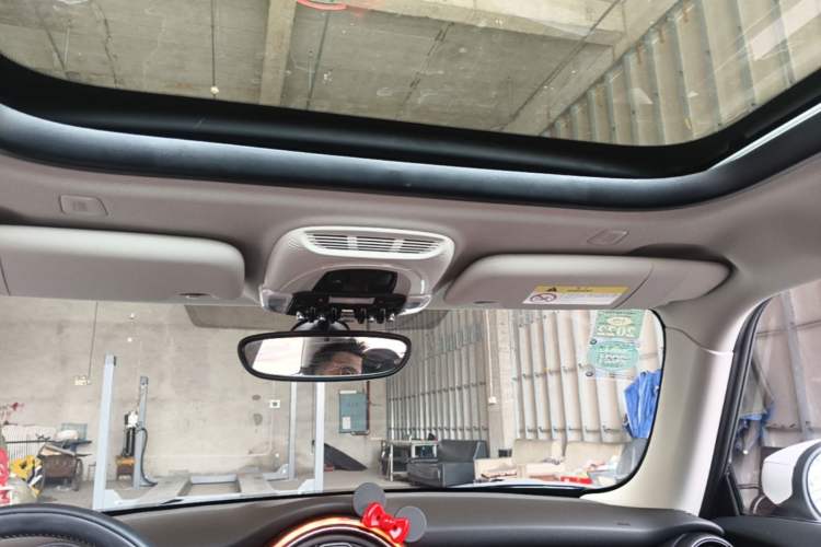 Used MINI 2019 1.5T COOPER Artist
