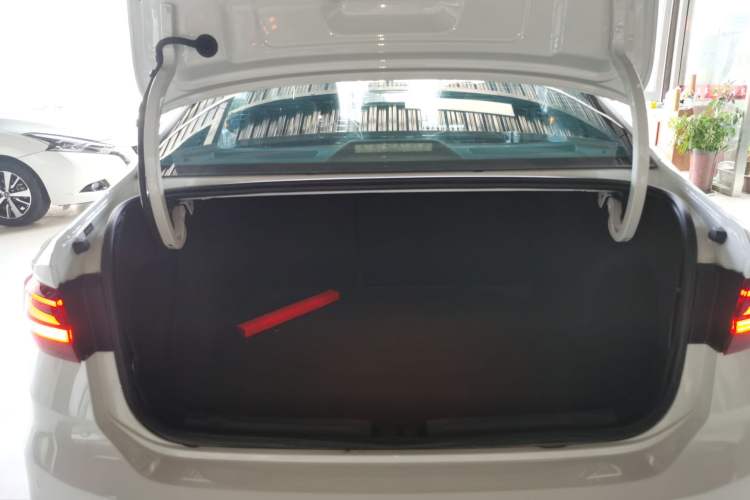 Used Volkswagen Lavida 2023 1.5L Automatic De Yi Edition