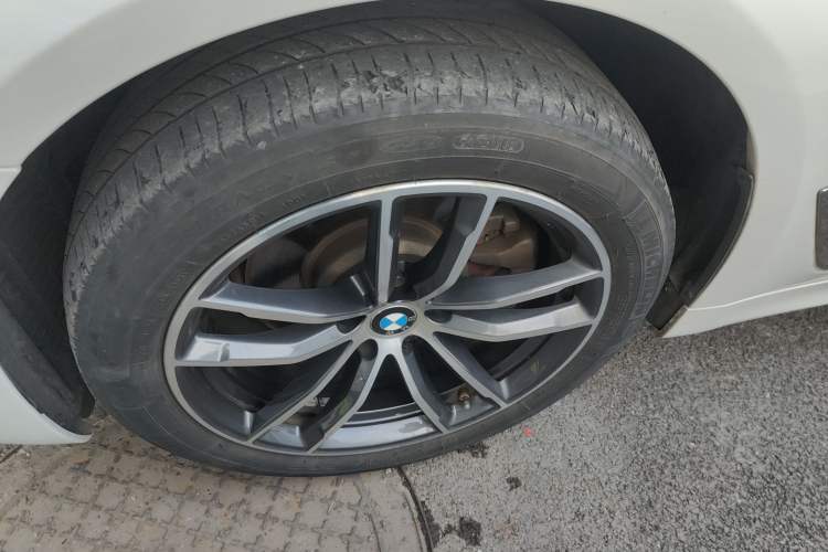 Used BMW 5 Series 2021 Facelifted 525Li M Sport Package
