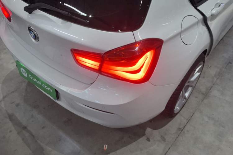 Used BMW 1 Series 2015 120i Leading Model
