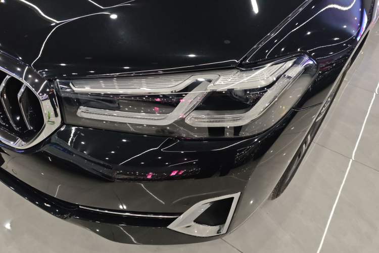 Used BMW 5 Series 2023 530Li Leading Edition Luxury Package Left Front Headlight