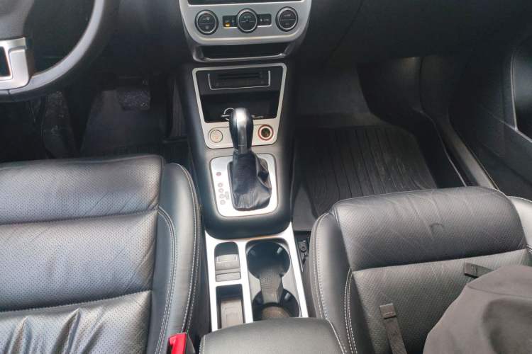 Used Volkswagen Tiguan 2016 300TSI Automatic Two-Wheel Drive Luxury Edition
