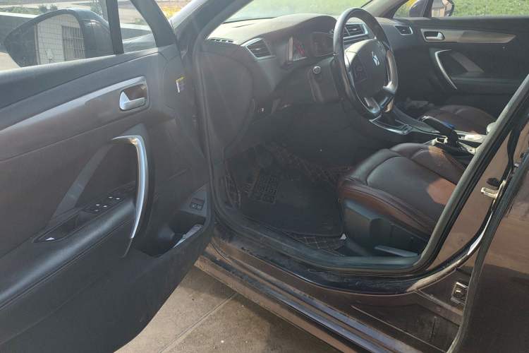 Used DS 5LS 2016 1.6T Comfort Edition THP160 Driver Seat