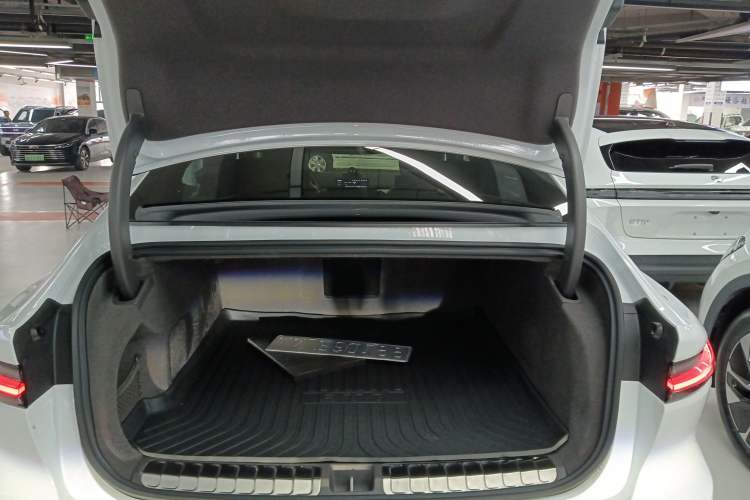 Used Nio ET7 2024 100kWh Executive Signature Edition
