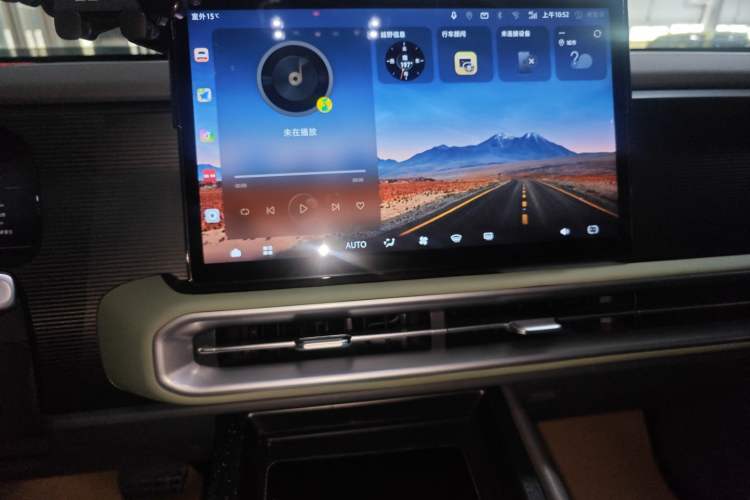 Used BAIC Off-Road BJ30 2024 1.5T Magic Electric Drive Advanced Version Audio And AC Panel