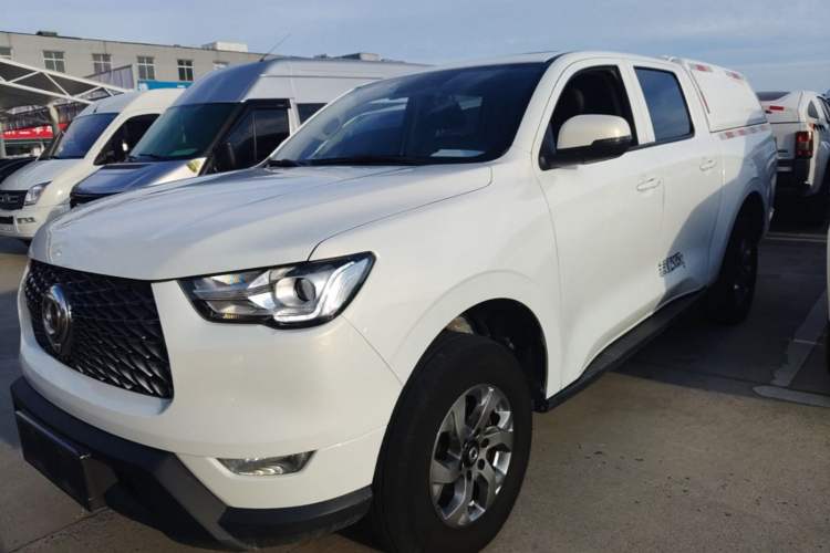 Used Great Wall Poer 2021 2.0T Commercial Version Automatic Diesel 4x4 Navigation-Type Standard Box GW4D20M