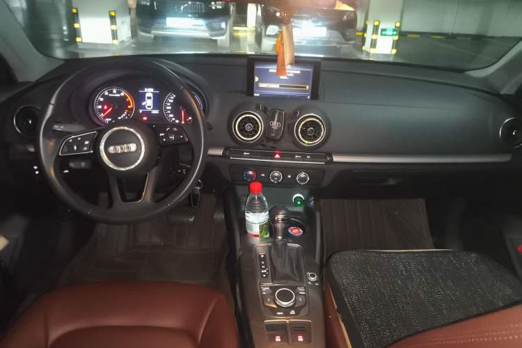 Used Audi A3 2020 Restyled Limousine 35 TFSI Ambition Version China VI
