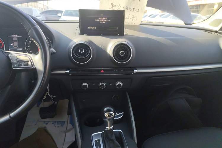 Used Audi A3 2019 Limousine 35 TFSI Ambition China V
