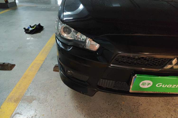 Used Mitsubishi Lancer EX 2011 Xinyuan Edition 2.0L CVT Flagship Model Right Front Headlight