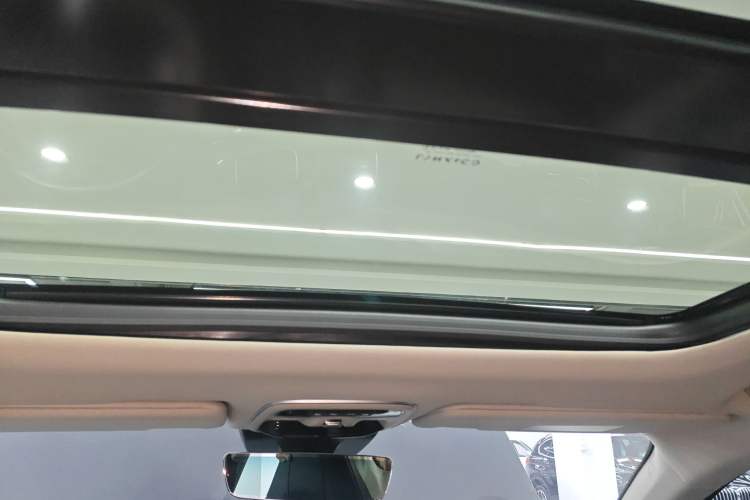 Used Lynk & Co 02 2022 1.5T DCT Shine Pro