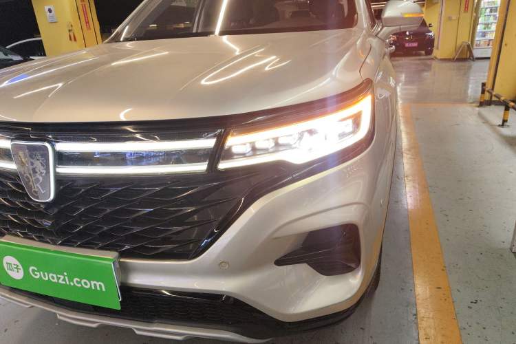 Used Roewe RX5 MAX 2021 Supreme Series 400TGI Automatic Luxury Cabin Edition
