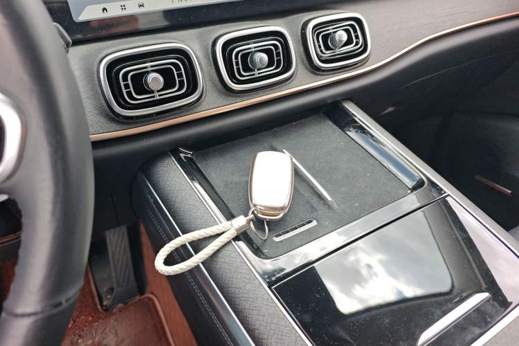 Used Chery Tiggo 9 2023 2.0T Dual-Clutch Two-Wheel Drive Luxury Edition 5 Seats