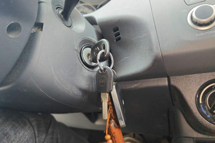 Used Suzuki Swift 2014 1.5L Automatic Fashion Edition
