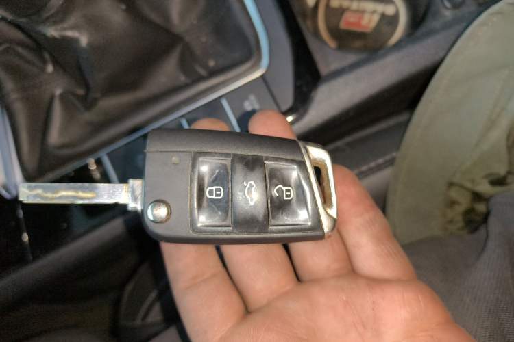 Used Volkswagen Sagitar 2019 200TSI Manual Comfort Version China VI Standard