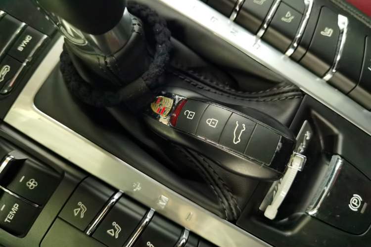 Used Porsche Macan 2021 Macan 2.0T