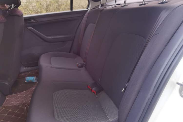 Used Volkswagen Jetta 2019 Dream Edition 1.4L Manual Fashion Version Left Rear Seat