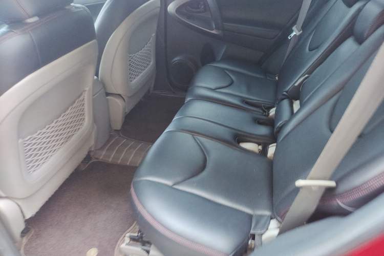 Used Toyota RAV4 2009 2.0L Automatic Luxury Edition
