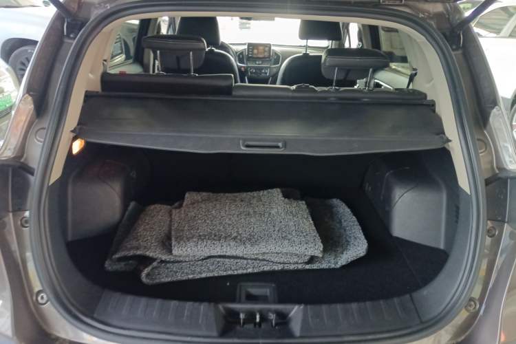 Used Dongfeng Aeolus AX5 2017 1.4T Automatic Fun Edition
