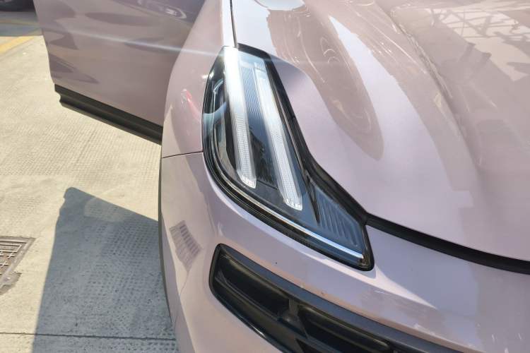 Used Lynk & Co 06 2021 1.5T Shero Pink Special Edition
