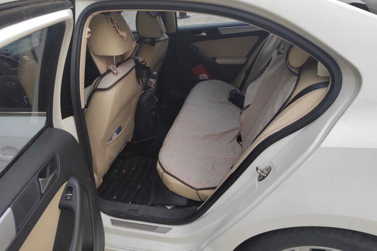 Used Volkswagen Sagitar 2014 1.4TSI Automatic Luxury Model Left Rear Seat