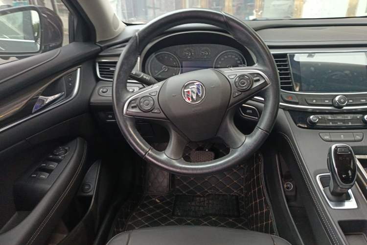 Used Buick LaCrosse 2022 652T Luxury Version