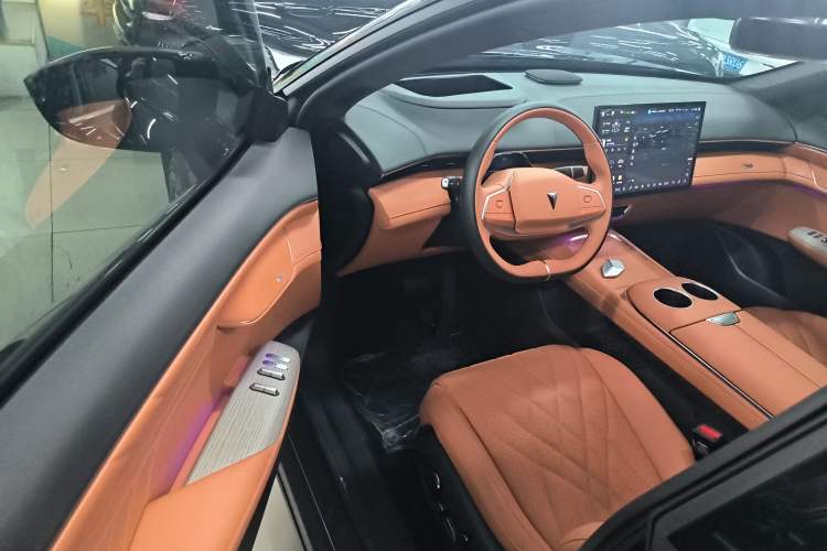 Used Deepal S07 2023 200Max Range-Extended Version
