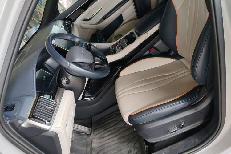 Used BYD Song PLUS New Energy 2024 HONOR Edition DM-i 71km Luxury Model