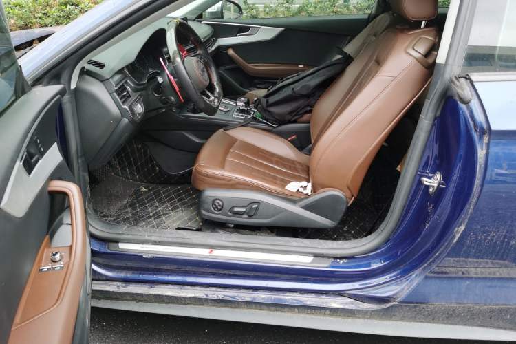 Used Audi A5 2017 Coupe 40 TFSI Fashion Model
