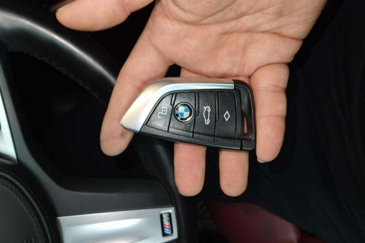 Used BMW i3 2022 eDrive 35 L Vehicle Key