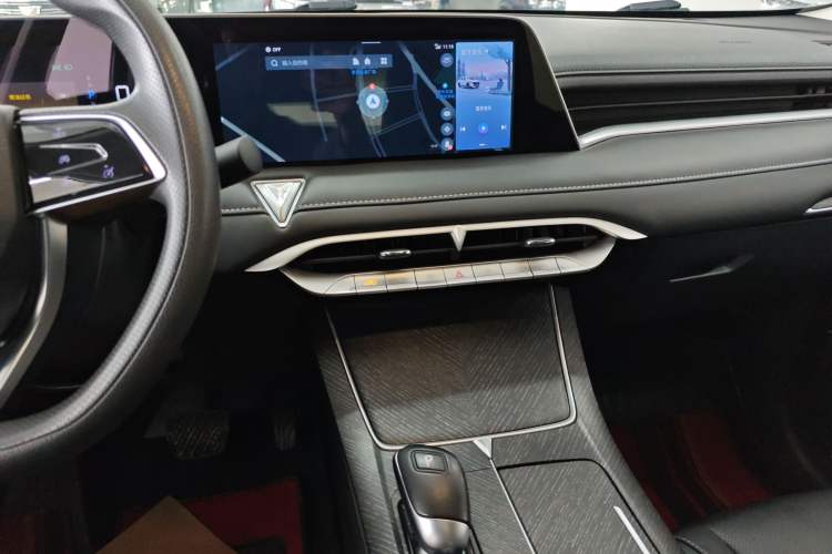 Used Venucia V 2021 260T Top-Tier Version Audio And AC Panel