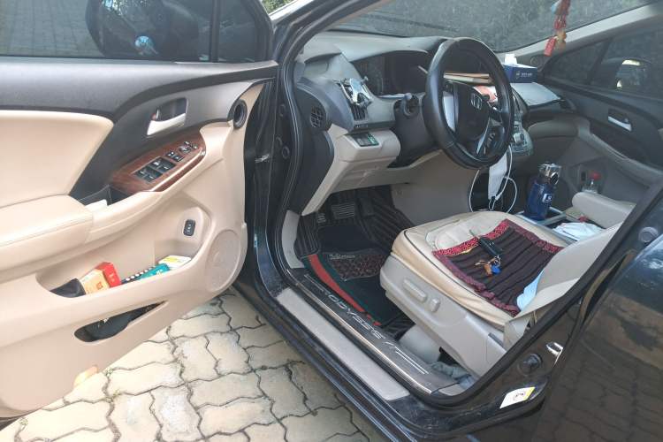 Used Honda Odyssey 2013 2.4L Elite Edition Driver Seat