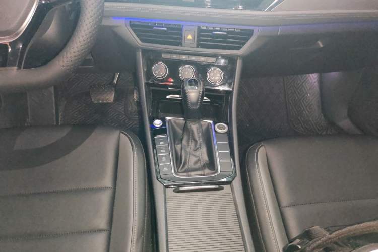 Used Volkswagen Sagitar 2020 200TSI DSG Comfort Version China VI Standard