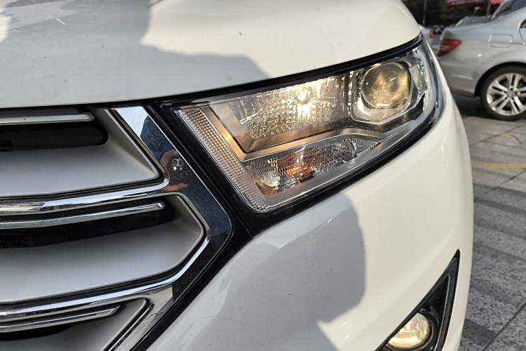 Used Ford Edge 2018 EcoBoost 245 Two-Wheel-Drive Platinum Edition 7-Seater China V Emission Standard Left Front Headlight