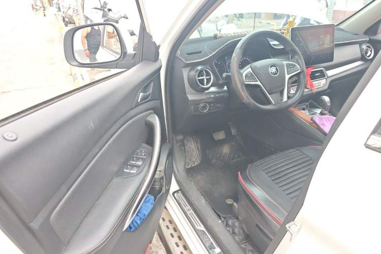 Used BYD Song 2019 1.5TI Automatic Smart Connect Dynamic Model
