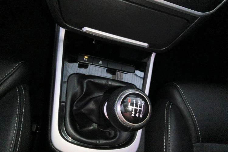 Used BYD Song MAX 2017 1.5T Manual Smart Connect Luxury 7-Seater