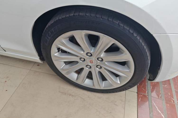 Used Cadillac ATS-L 2014 25T Comfort Model Right Front Wheel Hub