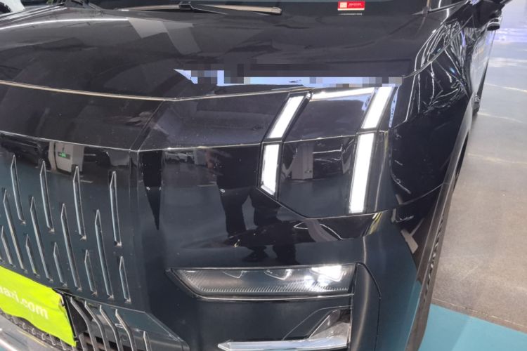 Used Zeekr 009 2024 7-Seater Walk-Through Version Four-Wheel Drive 108 kWh
