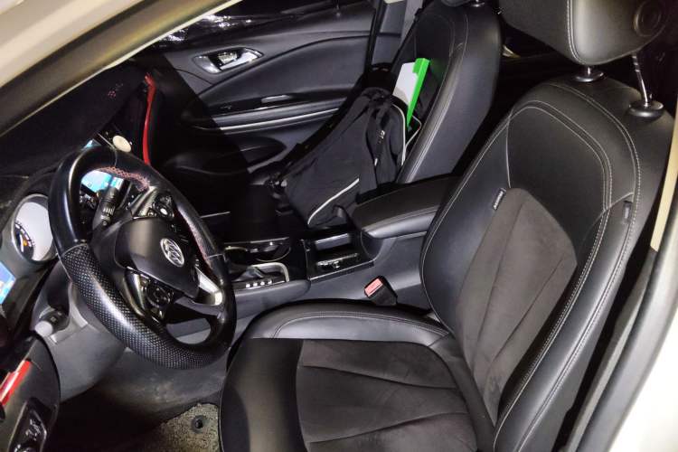 Used Buick Verano 2017 Sedan 20T Dual-Clutch Elite Model
