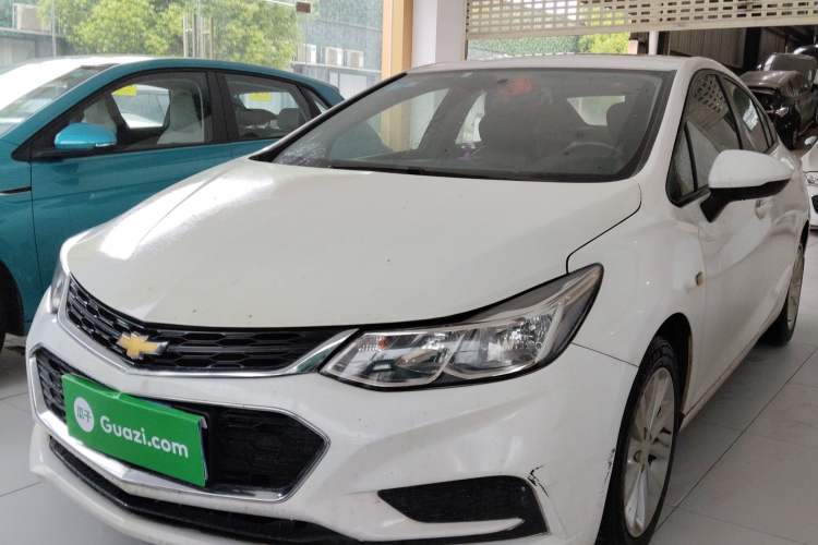 Used Chevrolet Cruze 2018 320 Automatic Pioneer Sunroof Edition