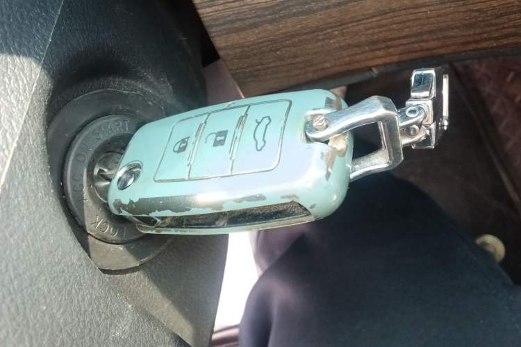 Used FORTHING Lingzhi PLUS 2021 2.0L Manual Luxury 7-Seater
