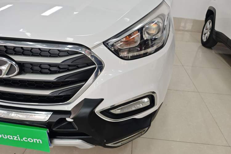 Used Hyundai ix35 2015 2.0L Automatic 2WD Smart Type China IV