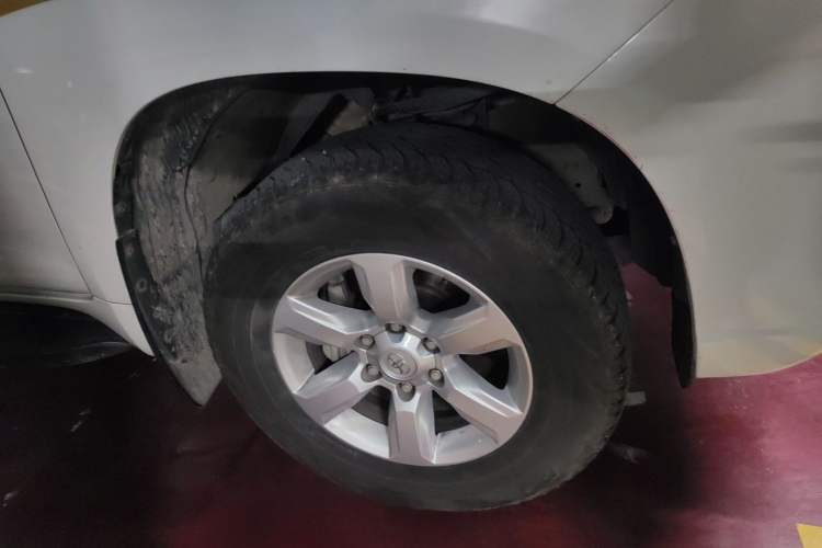 Used Toyota Prado 2016 2.7L Automatic Standard Edition
