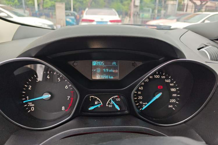 Used Ford Kuga 2017 EcoBoost 180 Two-Wheel-Drive Platinum Edition