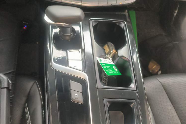 Used Geely Auto Emgrand GT 2021 1.8T Flagship Edition Gear Lever