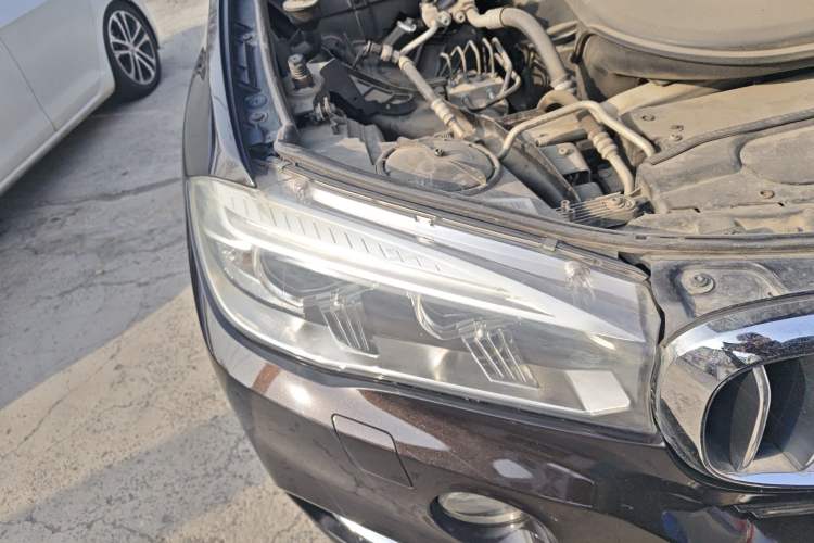 Used BMW X5 2017 xDrive28i
