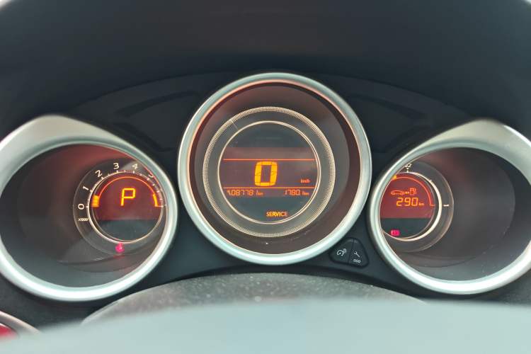 Used Citroen C4L 2015 1.2T Automatic Luxury Edition Instrument Cluster