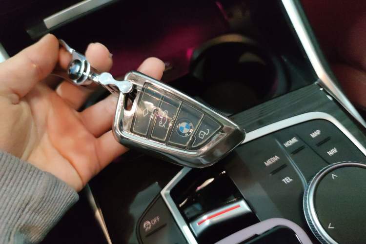 Used BMW 3 Series 2023 325Li M Sport Package Vehicle Key