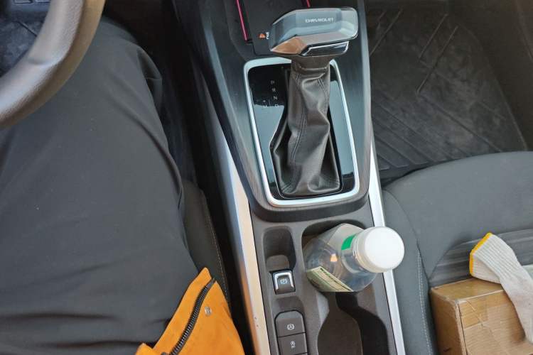 Used Chevrolet Monza 2023 1.5L Dual-Clutch Enjoyment Edition Gear Lever